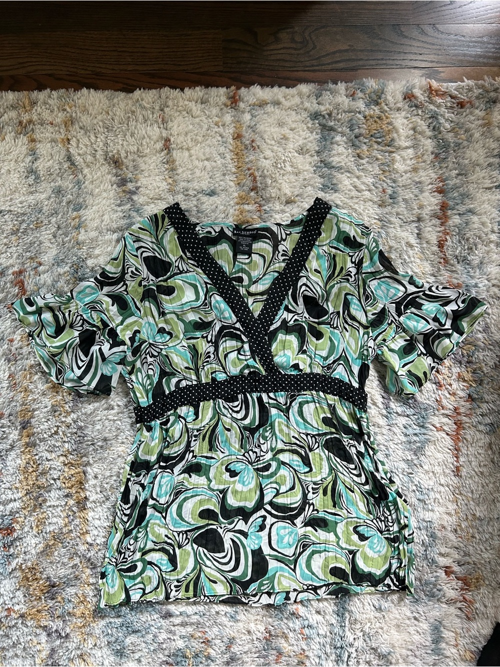 Y2K patterned top - Picture 6 of 7